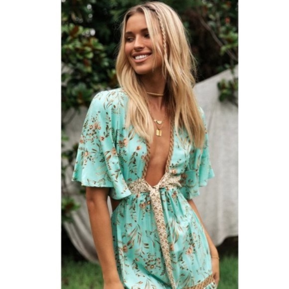 Boho Mint Cut out Butterfly Sleeve Midi Dress - Picture 7 of 9